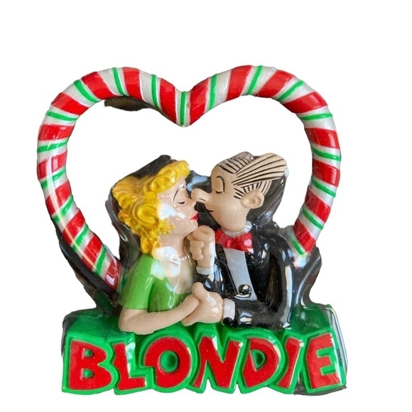 CARLTON Vintage 1999 Comic Blondie "Smooch" Hanging Ornament - Picture 2 of 7